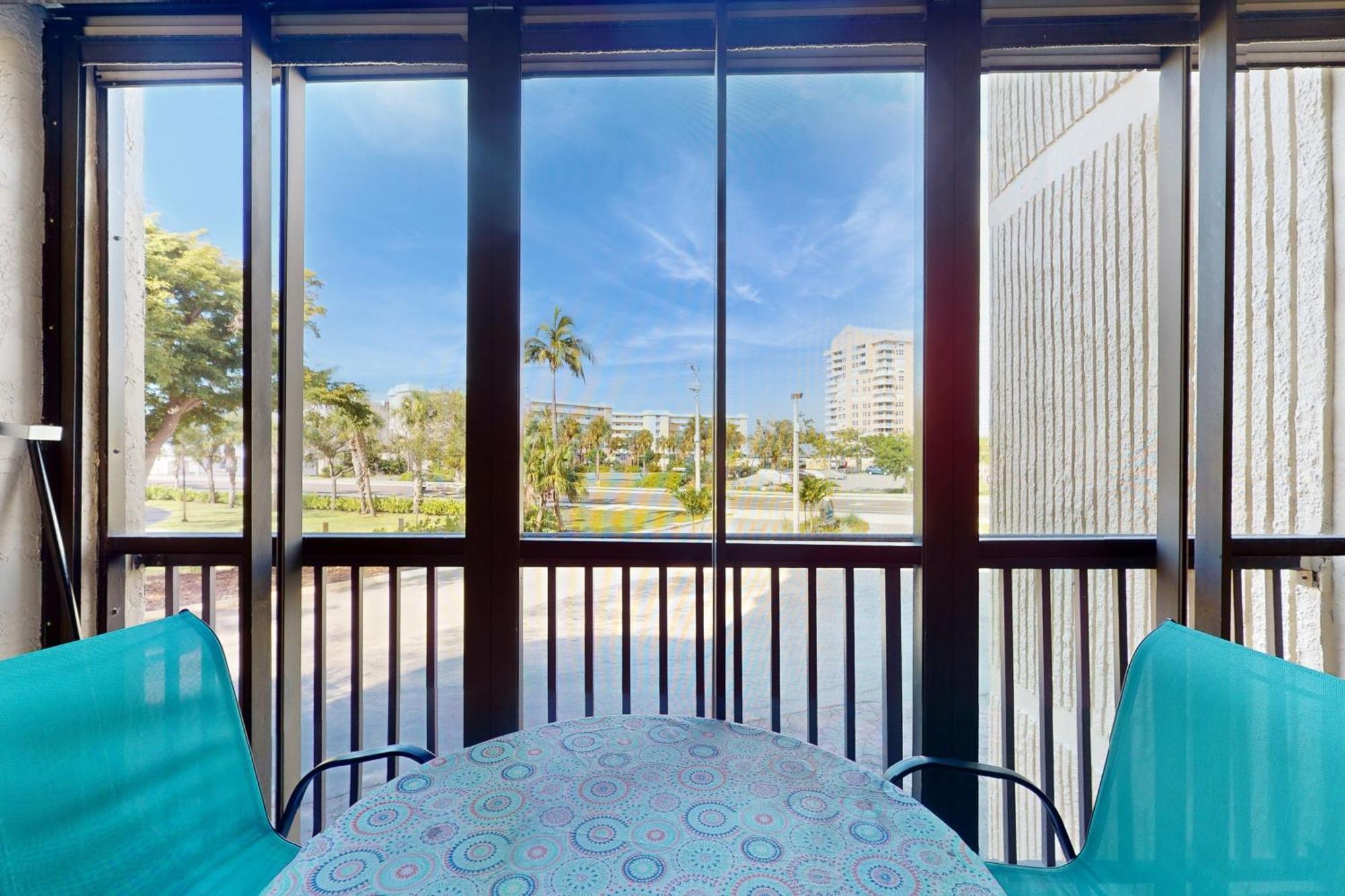Ocean Breeze & Santa Maria Condos Fort Myers Beach Camera foto
